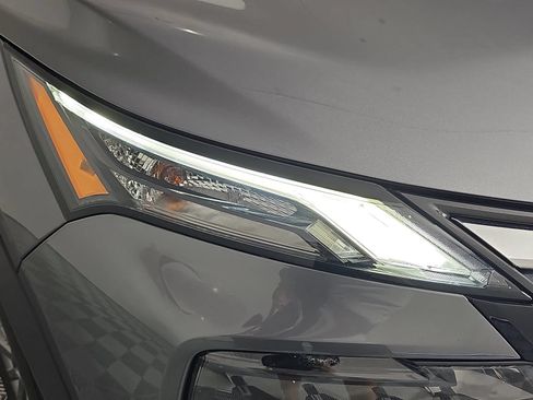 Certified 2024 Nissan Rogue S FWD image 28
