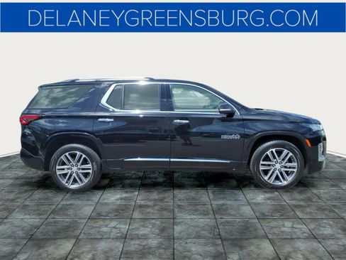 Used 2023 Chevrolet Traverse High Country w/ LPO, Floor Liner Package AWD/4WD image 2