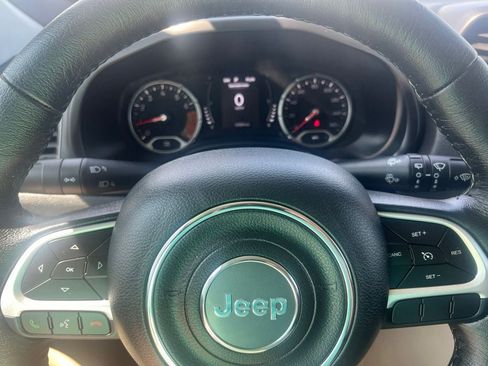 Used 2023 Jeep Renegade Latitude w/ Premium Group AWD/4WD image 20