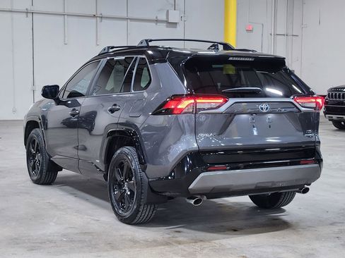 Used 2021 Toyota RAV4 XSE image 11