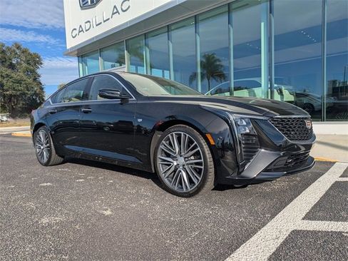 Used 2025 Cadillac CT5 Premium Luxury image 2