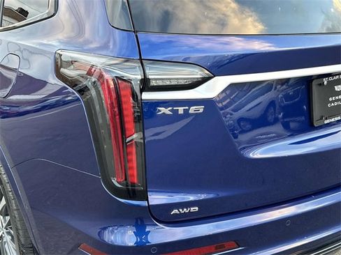 Used 2025 Cadillac XT6 Sport w/ Platinum Package image 9