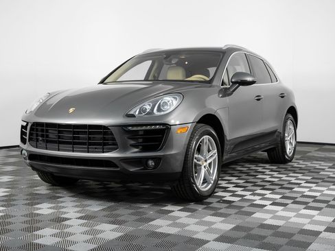 Used 2016 Porsche Macan S image 2