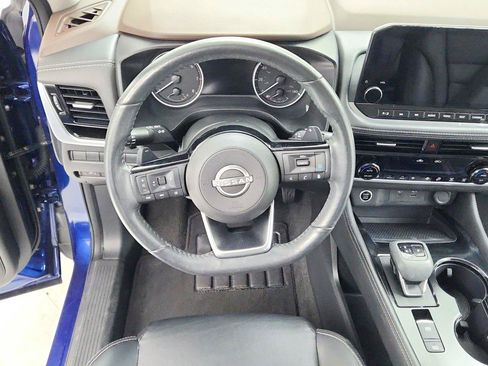 Used 2023 Nissan Rogue SL w/ SL Premium Package AWD/4WD image 18