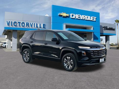 Certified 2026 Chevrolet Equinox LT FWD image 3