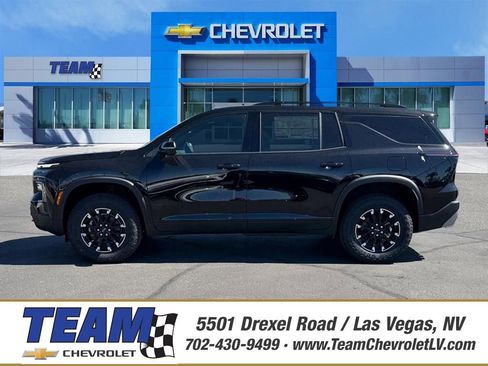 New 2026 Chevrolet Traverse Z71 w/ Driver Confidence Package AWD/4WD image 1