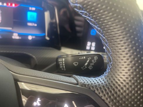 Certified 2024 Volkswagen Golf R w/ MDO Package image 23