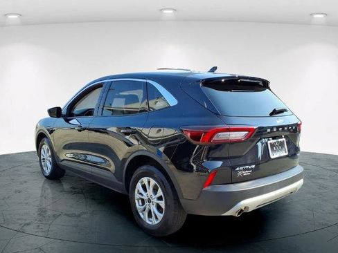 Certified 2023 Ford Escape Active AWD/4WD image 5