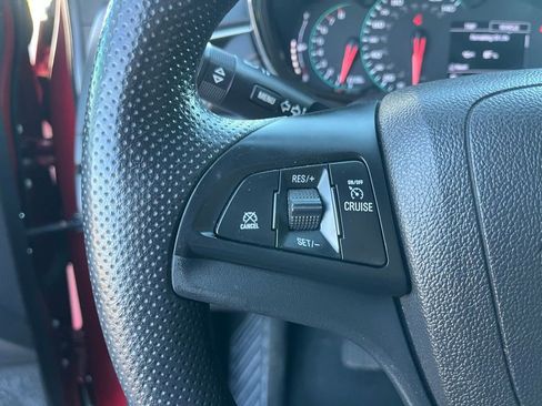 Used 2020 Chevrolet Trax LT image 29