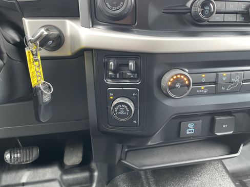 Used 2021 Ford F150 XLT w/ XTR Package AWD/4WD image 19