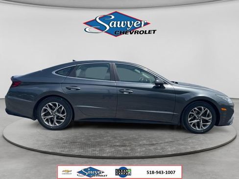 Used 2023 Hyundai Sonata SEL w/ Convenience Package FWD image 6