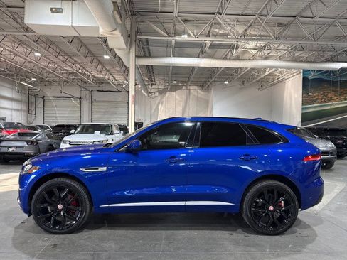 Used 2019 Jaguar F-PACE S image 5