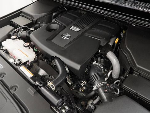 Used 2025 Lexus GX 550 w/ Accessory Package (2T) image 54