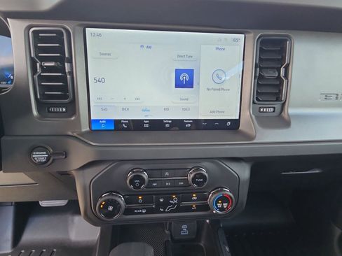 New 2025 Ford Bronco 4-Door image 22