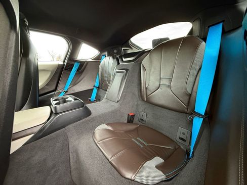 Used 2019 BMW i8 Coupe image 21