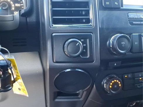 Used 2018 Ford F150 XLT AWD/4WD image 21