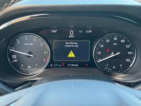 Used 2023 Buick Envision Essence image 16