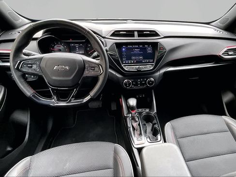 Used 2023 Chevrolet TrailBlazer RS w/ Convenience Package FWD image 16
