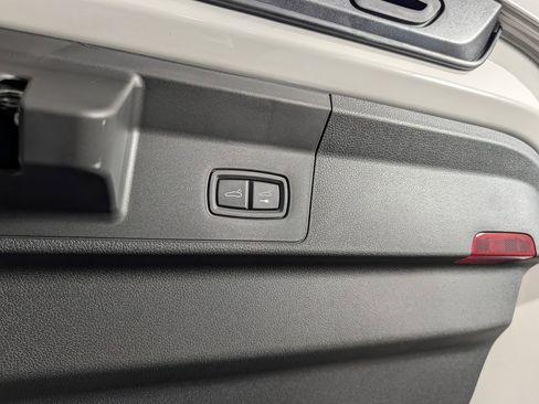 New 2026 Porsche Panamera image 18