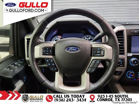 Used 2020 Ford F350 Lariat w/ Chrome Package image 12