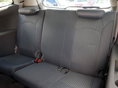 Used 2012 Chevrolet Traverse LS FWD image 25