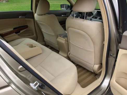 Used 2009 Honda Accord EX image 13