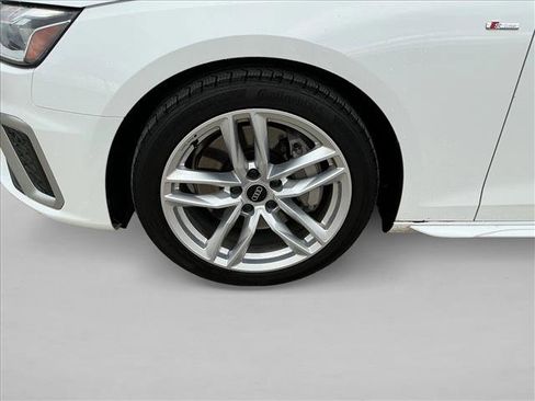 Used 2023 Audi A4 2.0T Premium w/ Convenience Package image 9