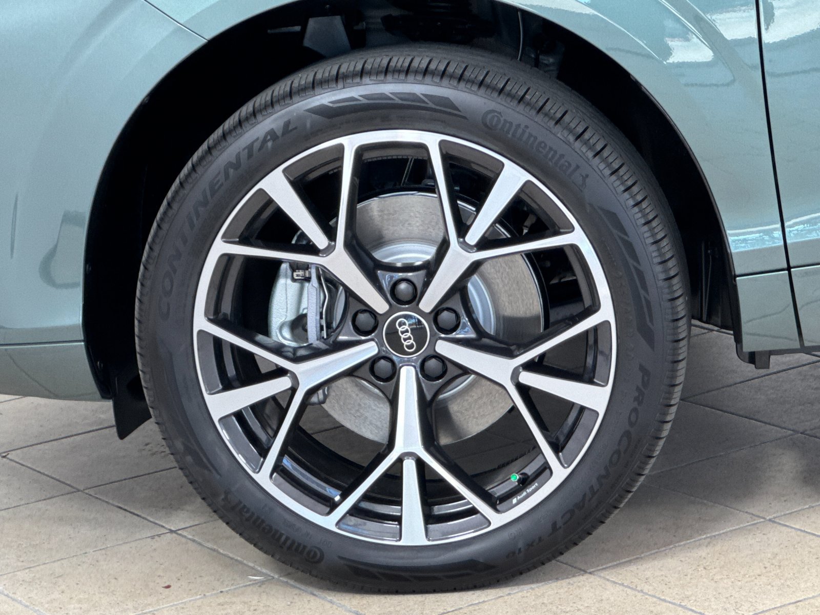 New 2026 Audi Q3 quattro 2.0T AWD/4WD image 26