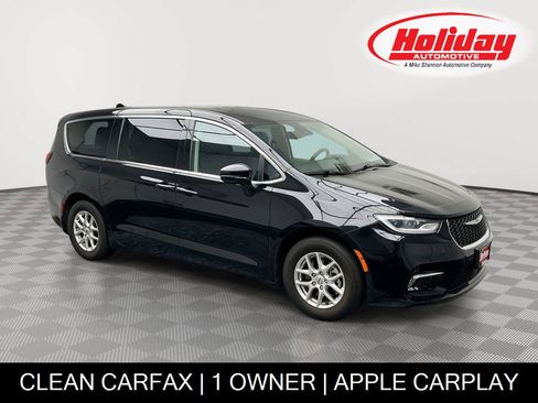 Used 2024 Chrysler Pacifica Touring-L FWD image 1