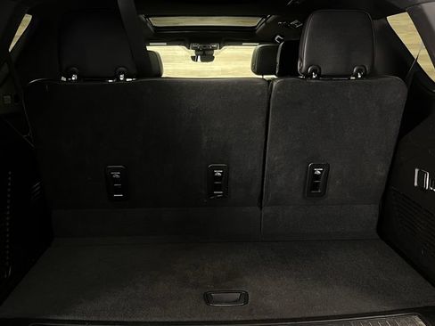 Used 2023 Chevrolet Tahoe Premier w/ Premium Package AWD/4WD image 26