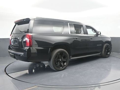 Used 2020 Chevrolet Suburban LT image 6