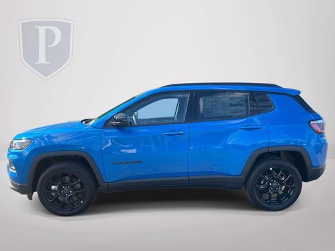 New 2026 Jeep Compass Latitude image 5