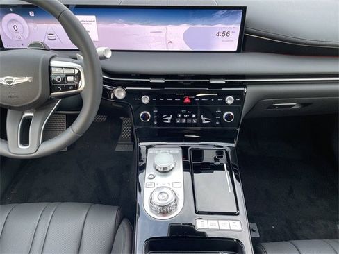 Used 2025 Genesis G80 2.5T image 11