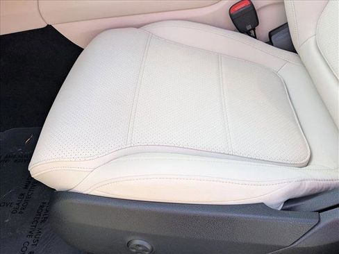 New 2026 Mercedes-Benz GLC 300 4MATIC image 4