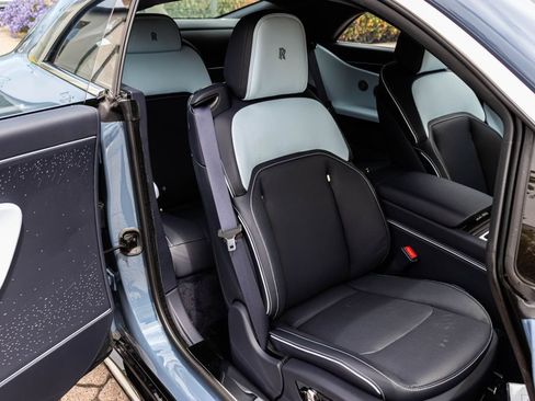 Used 2025 Rolls-Royce Spectre w/ Leather Finishing Pack AWD/4WD image 57