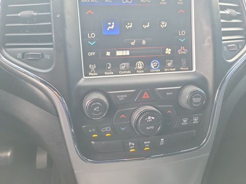 Used 2015 Jeep Grand Cherokee Altitude AWD/4WD image 30