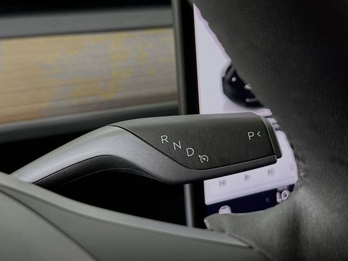 Used 2024 Tesla Model Y Performance image 20