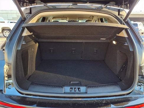 New 2026 Lincoln Corsair Premiere w/ Rear Removable Package Tray image 16