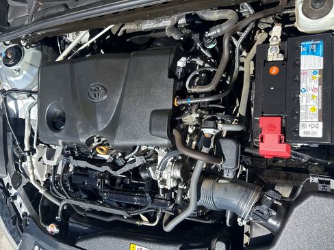 Used 2023 Toyota Camry SE image 34