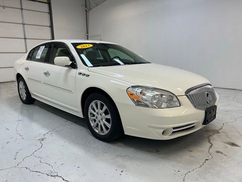 Used 2011 Buick Lucerne CX image 7