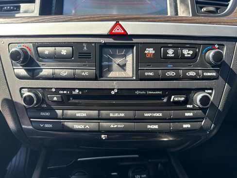 Used 2015 Hyundai Genesis 3.8 w/ Option Group 02 image 22