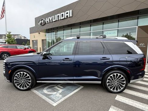 Certified 2026 Hyundai Palisade Calligraphy AWD/4WD image 2