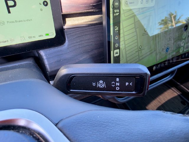 Used 2023 Rivian R1S Adventure Quad AWD/4WD image 19