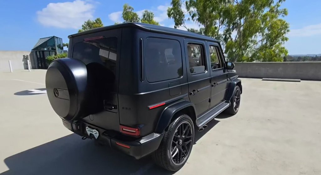 Used 2023 Mercedes-Benz G 63 AMG 4MATIC image 2