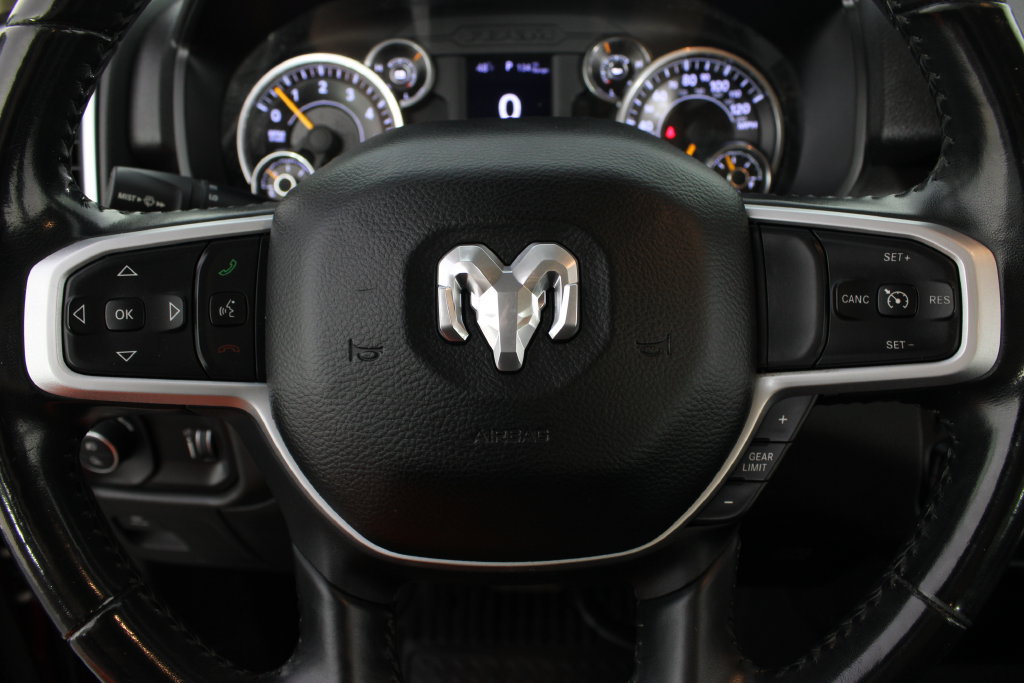 Used 2020 RAM 1500 Big Horn AWD/4WD image 12