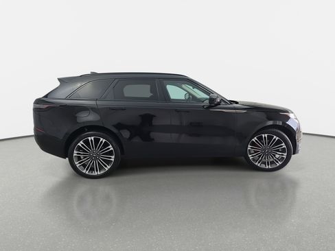 Used 2025 Land Rover Range Rover Velar Dynamic SE image 4
