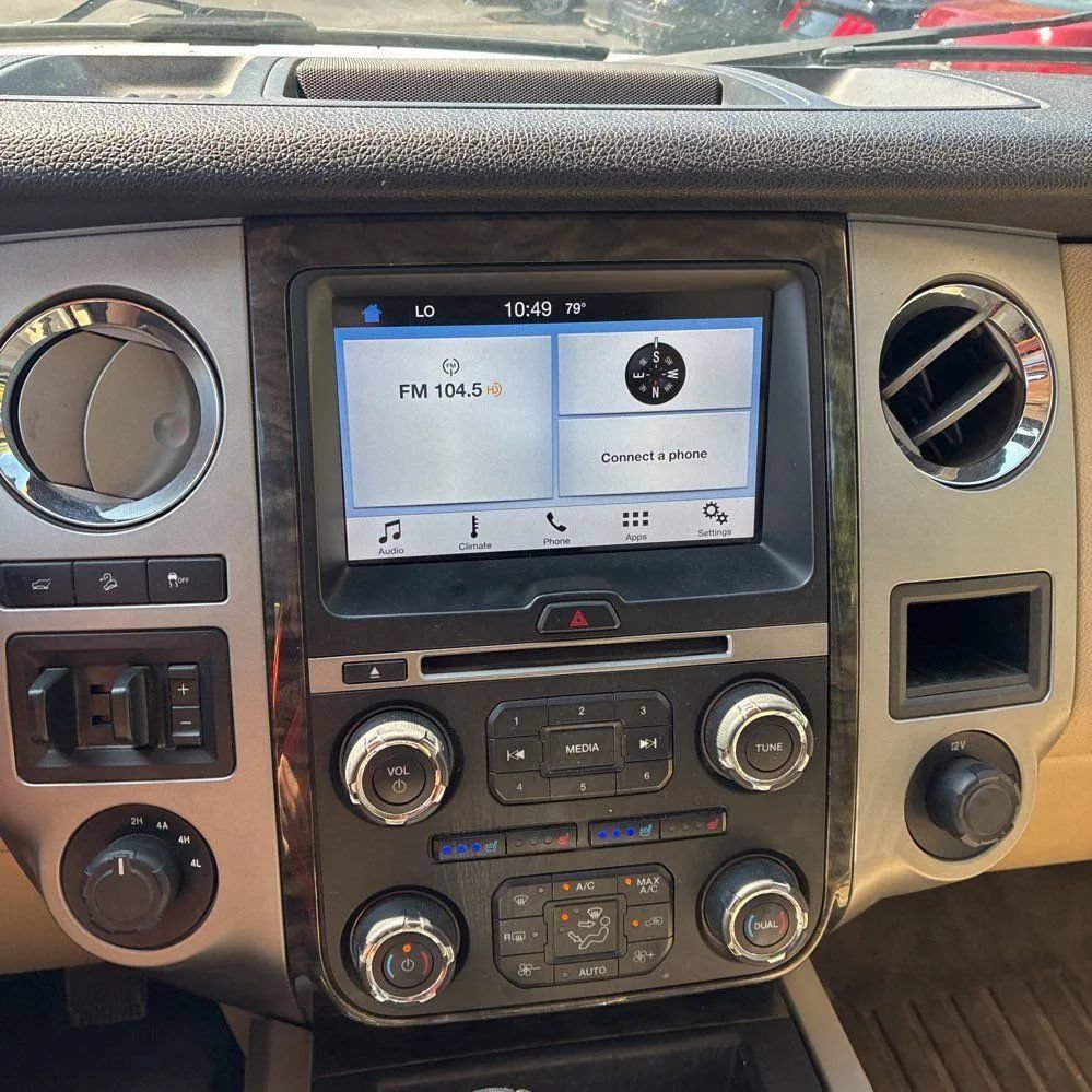 Used 2016 Ford Expedition Limited AWD/4WD image 28
