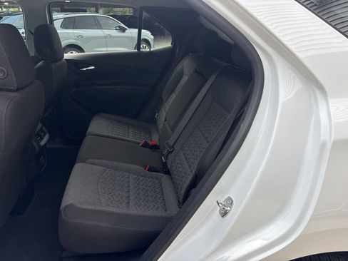 Used 2024 Chevrolet Equinox LT FWD image 14