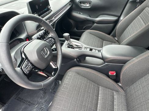 Used 2024 Honda HR-V Sport image 4