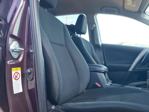 Used 2018 Toyota RAV4 LE w/ All Weather Liner Package FWD image 12